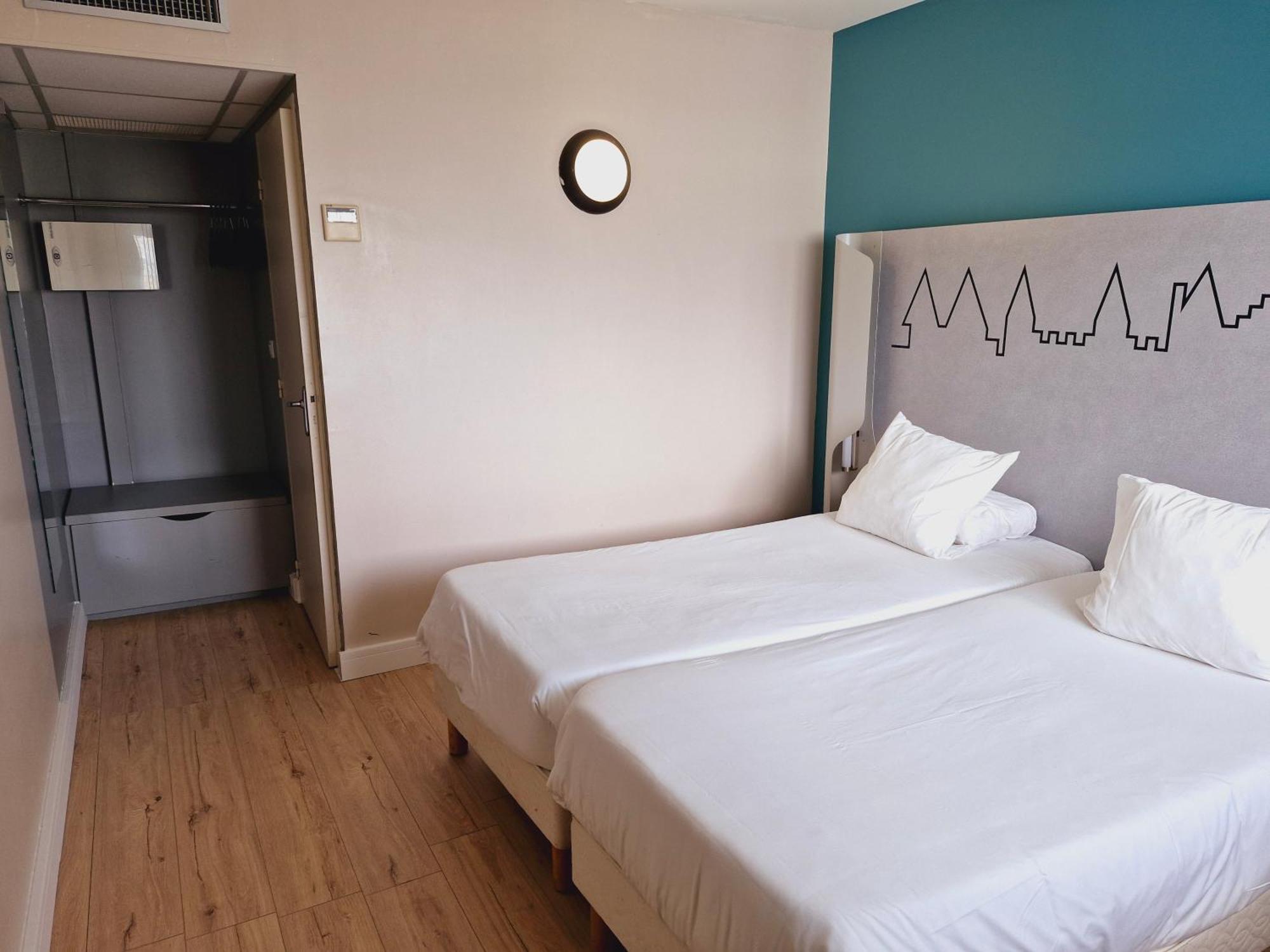 Hotel Kyriad - Aéroport 3*