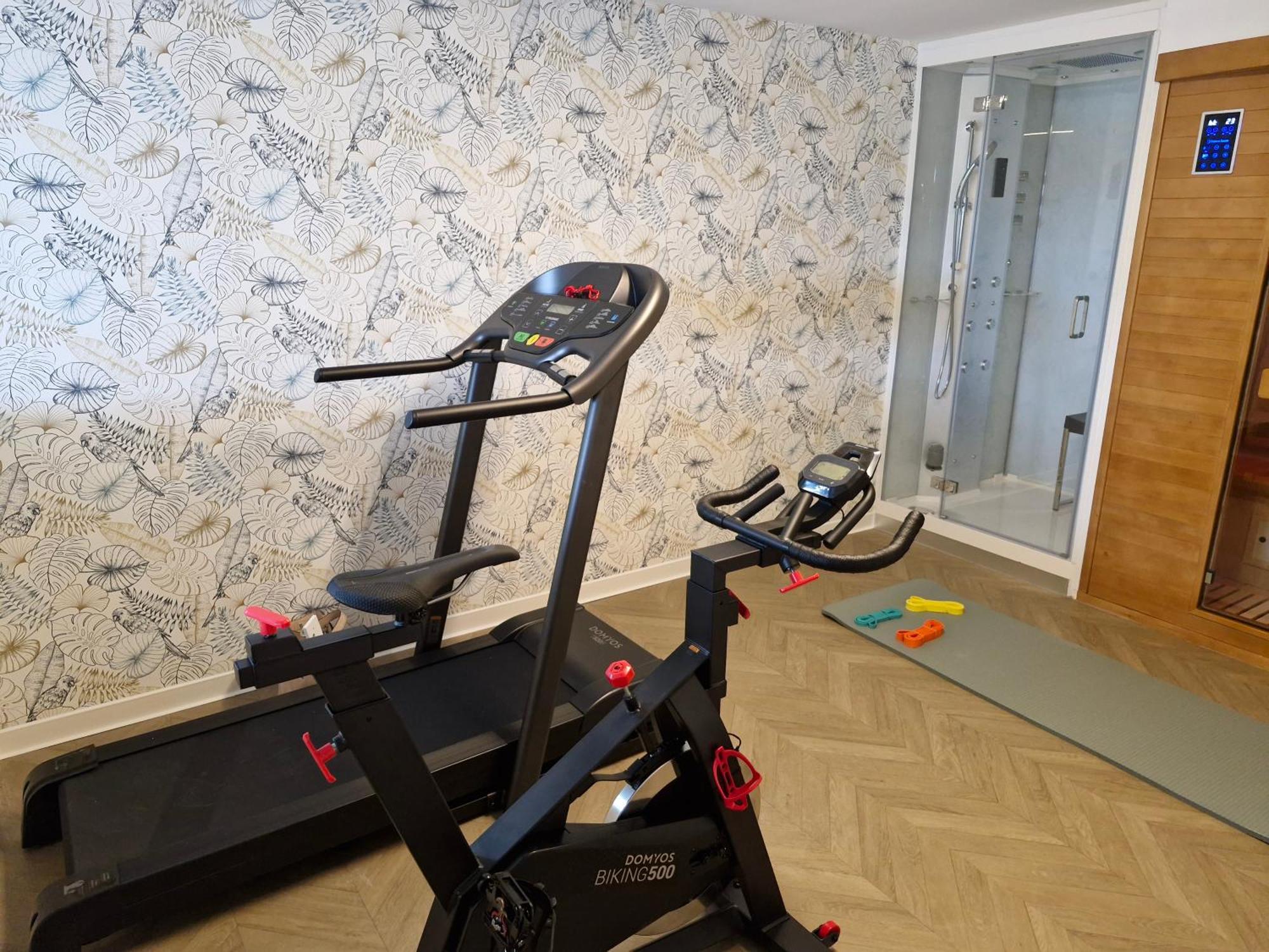 Kyriad - Aéroport Hotel 3*